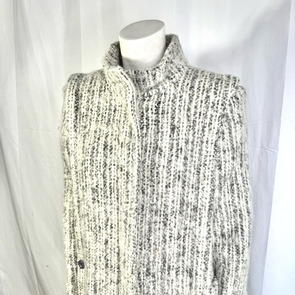 PIERRE DESMARAIS WINTER WOOL COAT WHITE GREY TRENCH COAT VINTAGE MADE IN CANADA - Picture 14 of 15